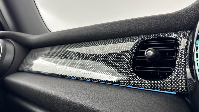 MINI Hatchback 1.5 Cooper Exclusive 3dr Auto Petrol Hatchback